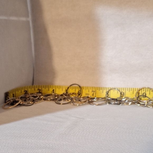 Elegant Gold and Silver Circle Necklace - Picture 5 of 6